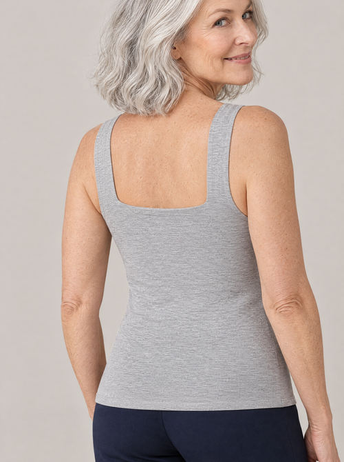 Smooth back with no bra band or back bulge